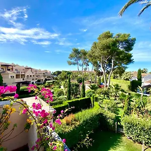 https://las-mimosas-beach-garden-puerto-banus.es-andalucia.com