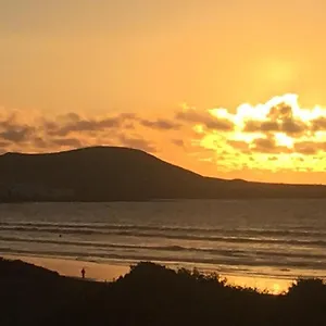 https://apartment-in-famara-beach.in-canary-islands.com