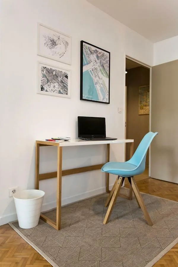 Appartement Lyon Centre Confluence 100 m2 Parking Terrasses