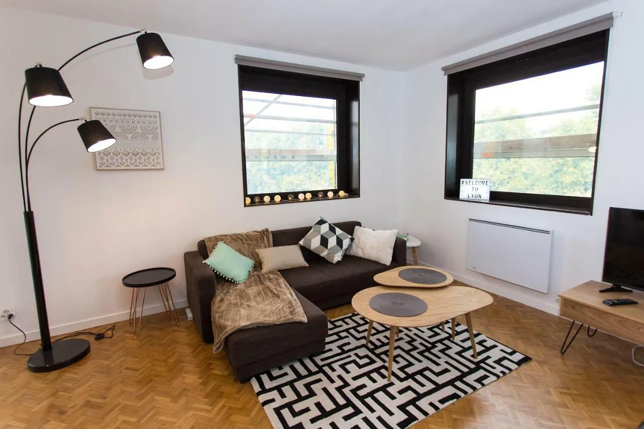 Apartment Appartement Lyon Centre Confluence 100 M2 Parking Terrasses
