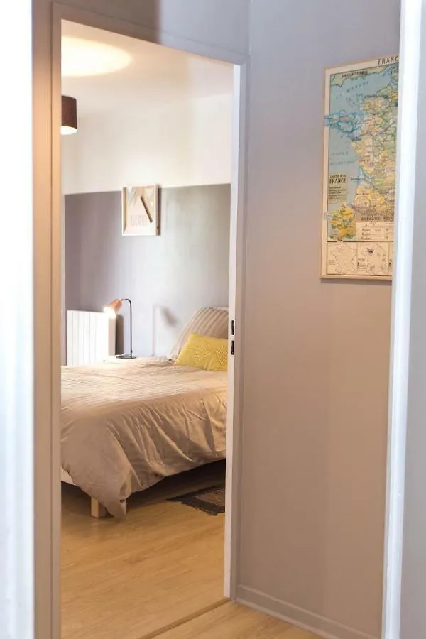 Appartement Lyon Centre Confluence 100 M2 Parking Terrasses 0*,